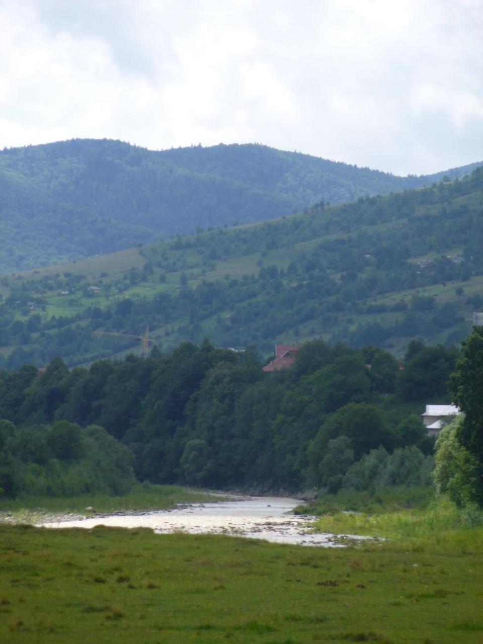 Affittacamere Лелека Dilyatyn Esterno foto